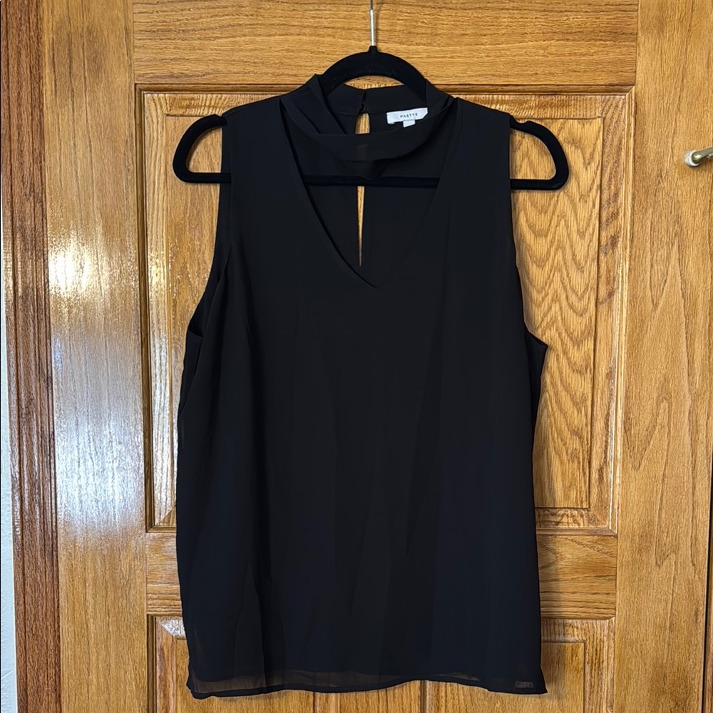 Stella & Dot Keyhole Black Sleeveless Top